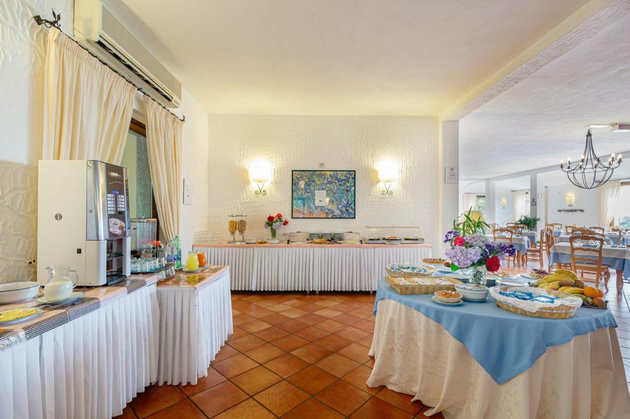 Hotel San Trano Luogosanto Exterior photo